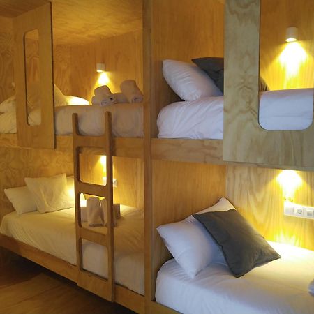 Area Surf House Hostel Muros Bagian luar foto