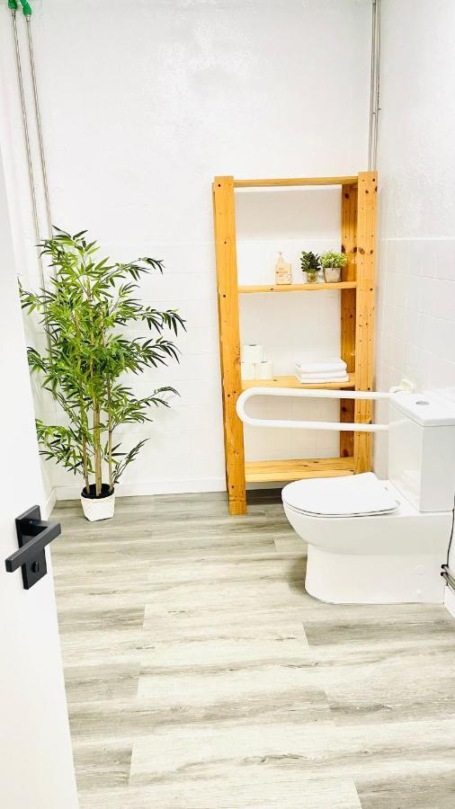 Area Surf House Hostel Muros Bagian luar foto